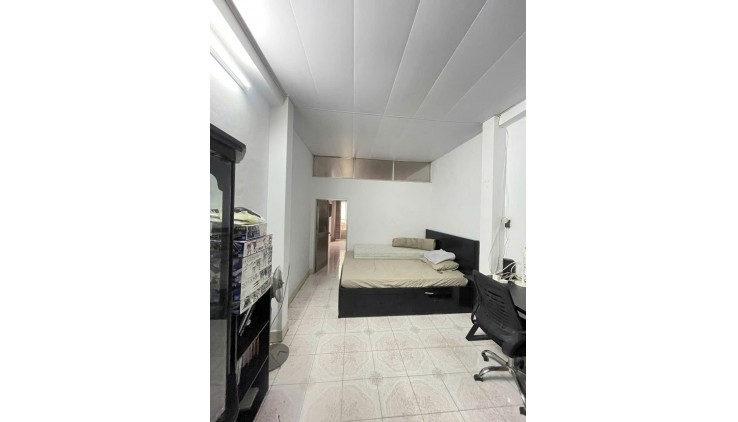 Ngộp Lạc Long Quân - Quận 11 - HXH thông - 40m2 - 3 tầng